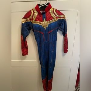 Like New Kid’s Captain Marvel Costume